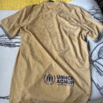 Nike Men's Tan and Yellow T-shirt - Image 2