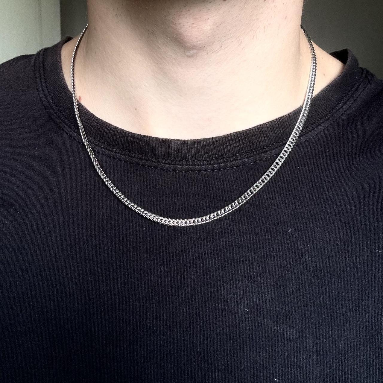 P0 Silver stainless steel chain bracelet - Image 1