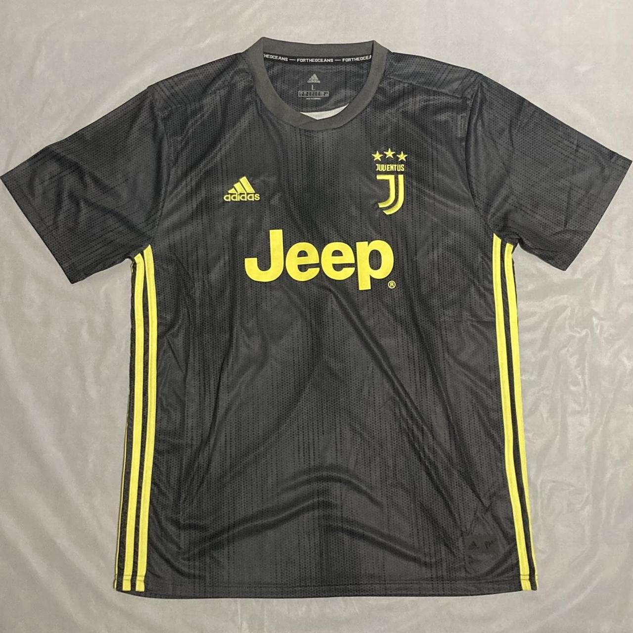 P0 Adidas Men's multi T-shirt - Image 1