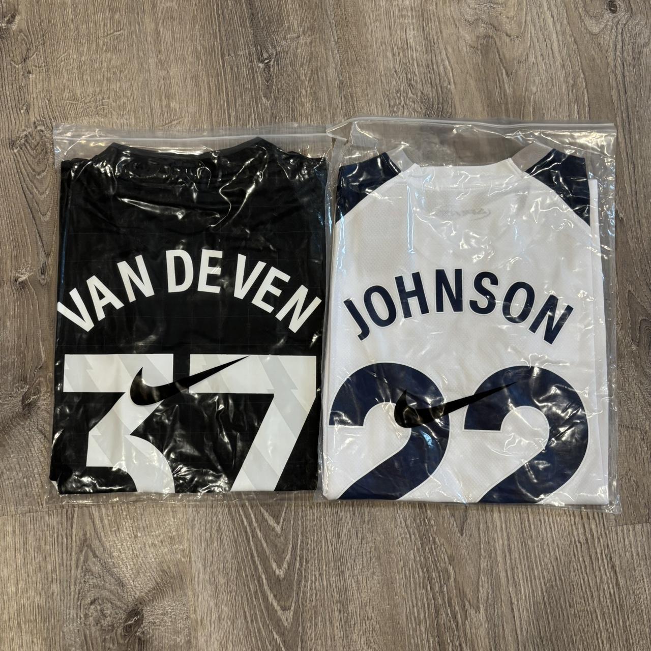 P0 Nike Men's T-shirt - Image 1