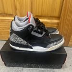 Jordan Men's Black and Grey Trainers - Image 6