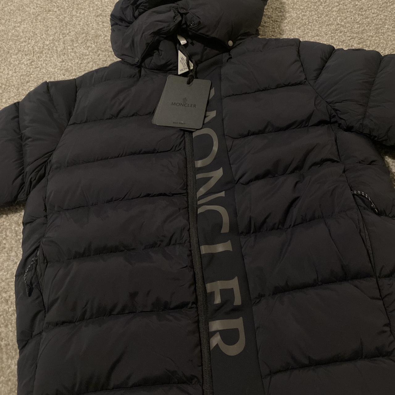 P0 Moncler Men's Black and Navy Jacket - Image 1