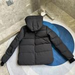 Canada Goose Men's Black Coat - Image 3