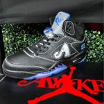 Jordan Men's Black and Pink Trainers - Image 3