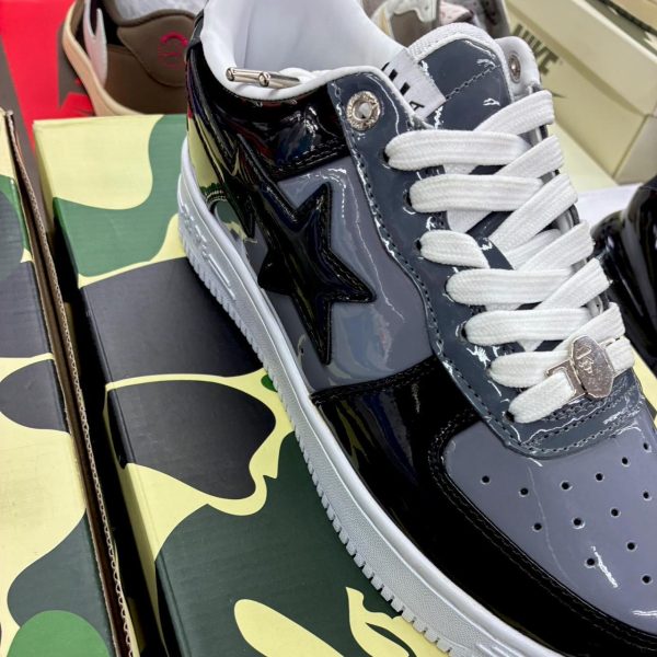 BAPE Men's Navy and Blue Trainers