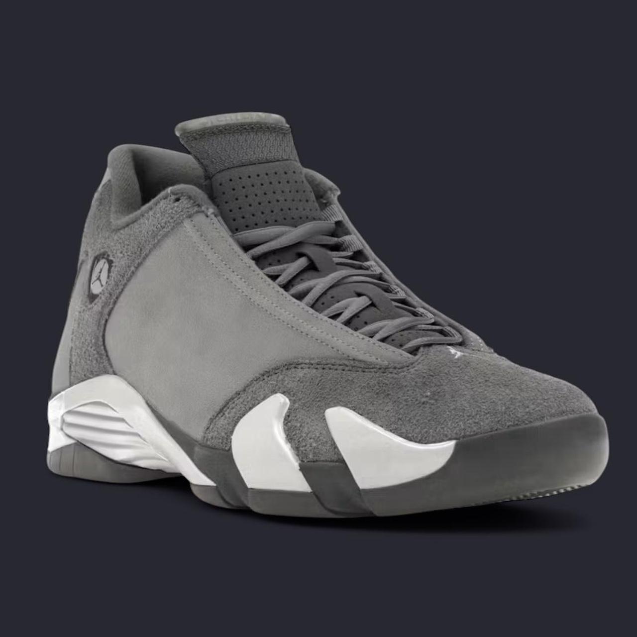 P0 Jordan Men's Grey Trainers - Image 1