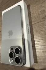 Apple iPhone 15 Pro Max 256 GB Natural Titanium (Unlocked) - Image 5