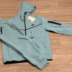 Nike Men's Blue Hoodie - Image 3