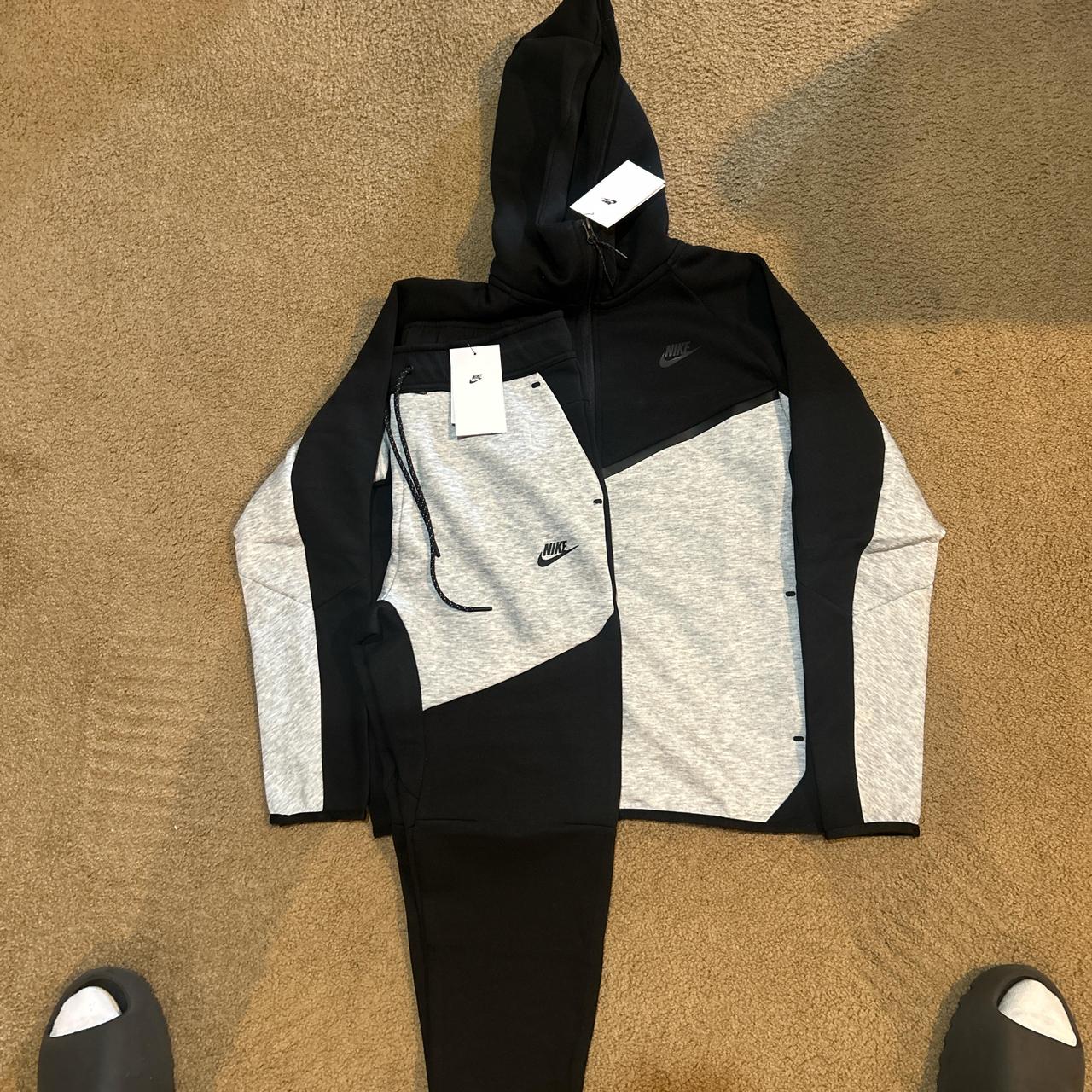 P0 Nike Men's Black and Navy Hoodie - Image 1