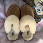UGG Women's Tan and Brown Slippers - Image 2