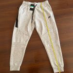 Nike Men's Grey Hoodie - Image 6