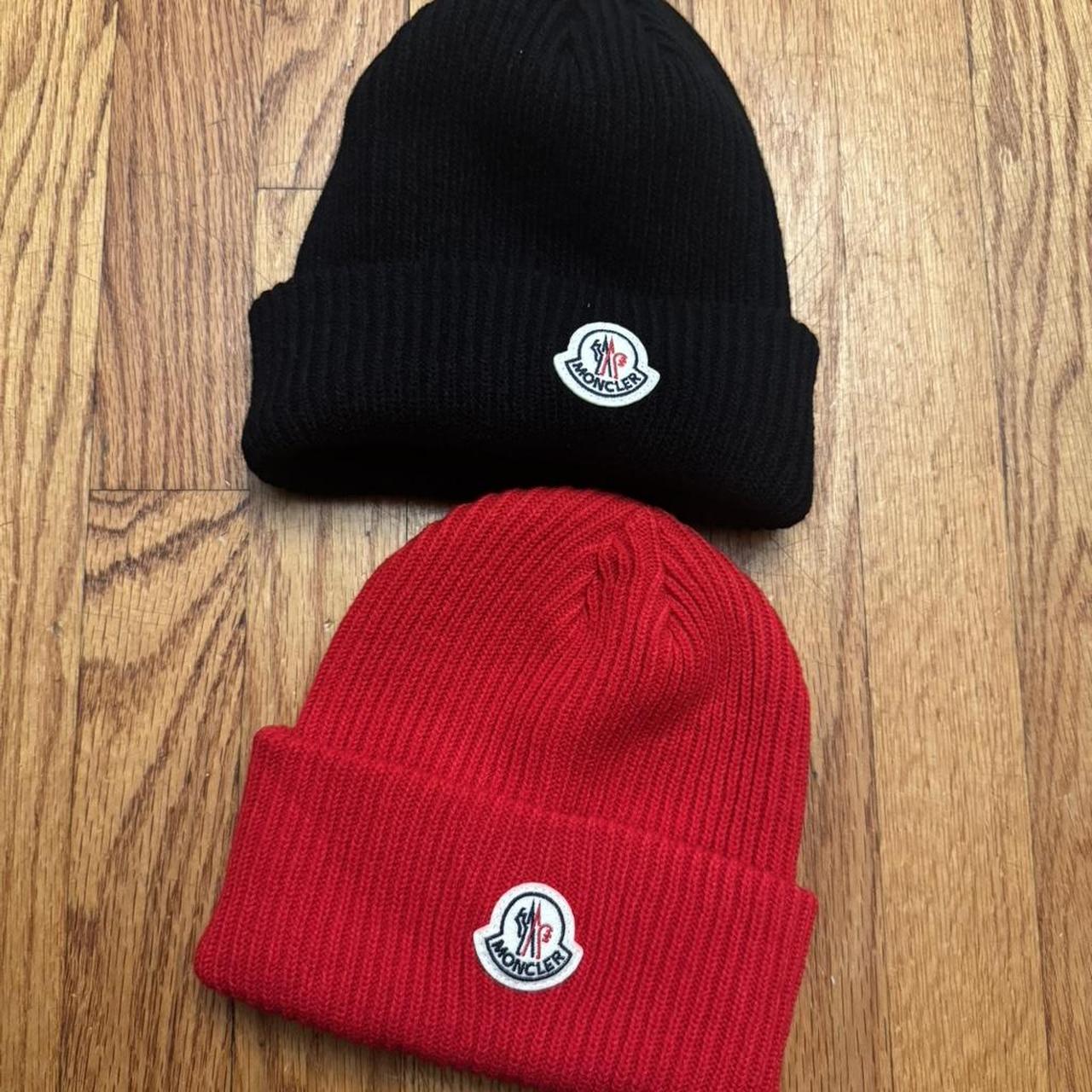 P0 Moncler Men's Black and Red Hat - Image 1