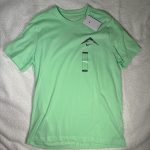 Nike Men's Green T-shirt - Image 2
