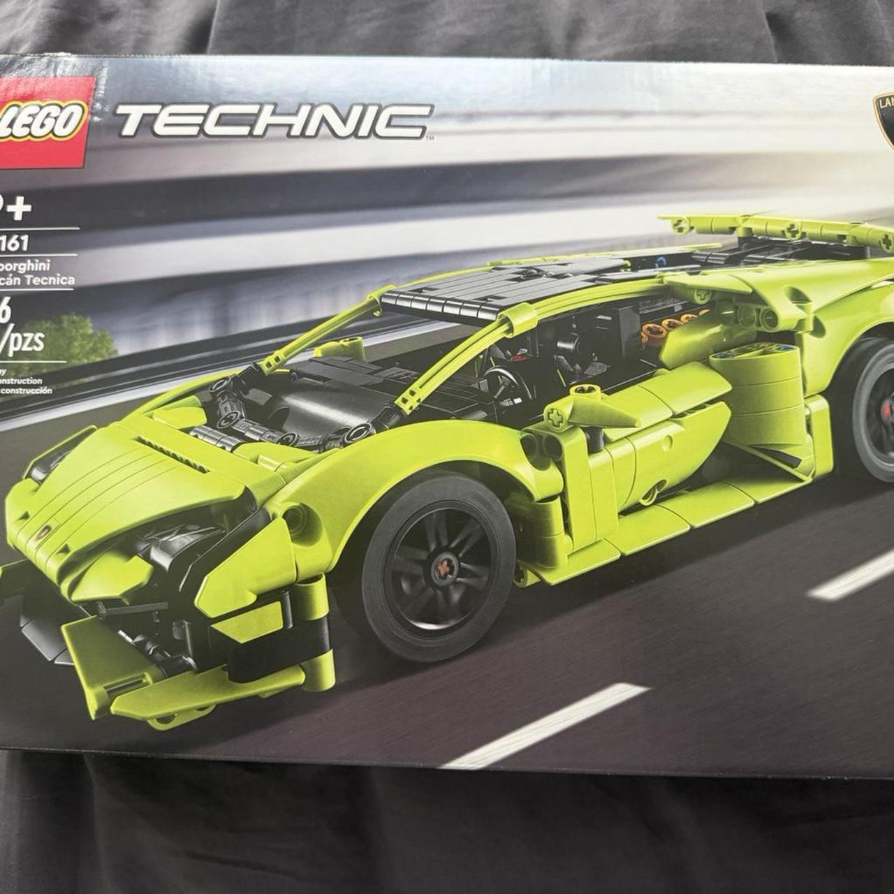 P0 Lego Green and Yellow Building-sets-blocks - Image 1