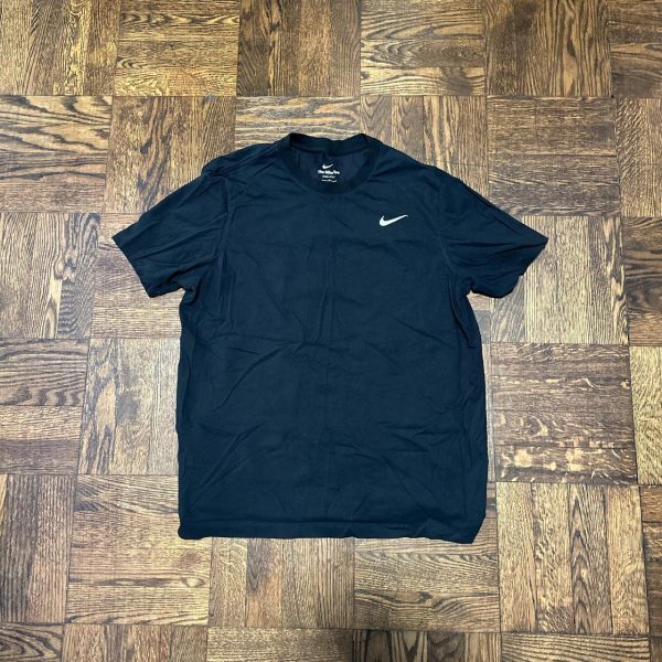 Nike Men's Black T-shirt