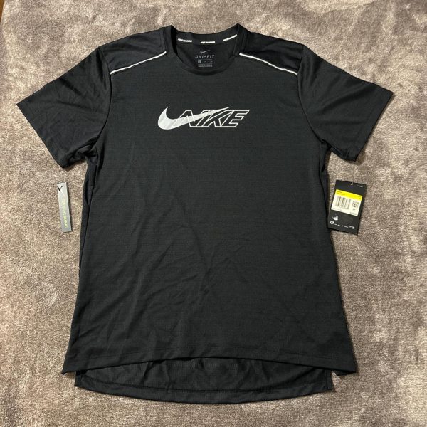 Nike Men's Black T-shirt