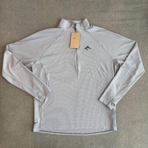 Nike Men's Tan Sweatshirt